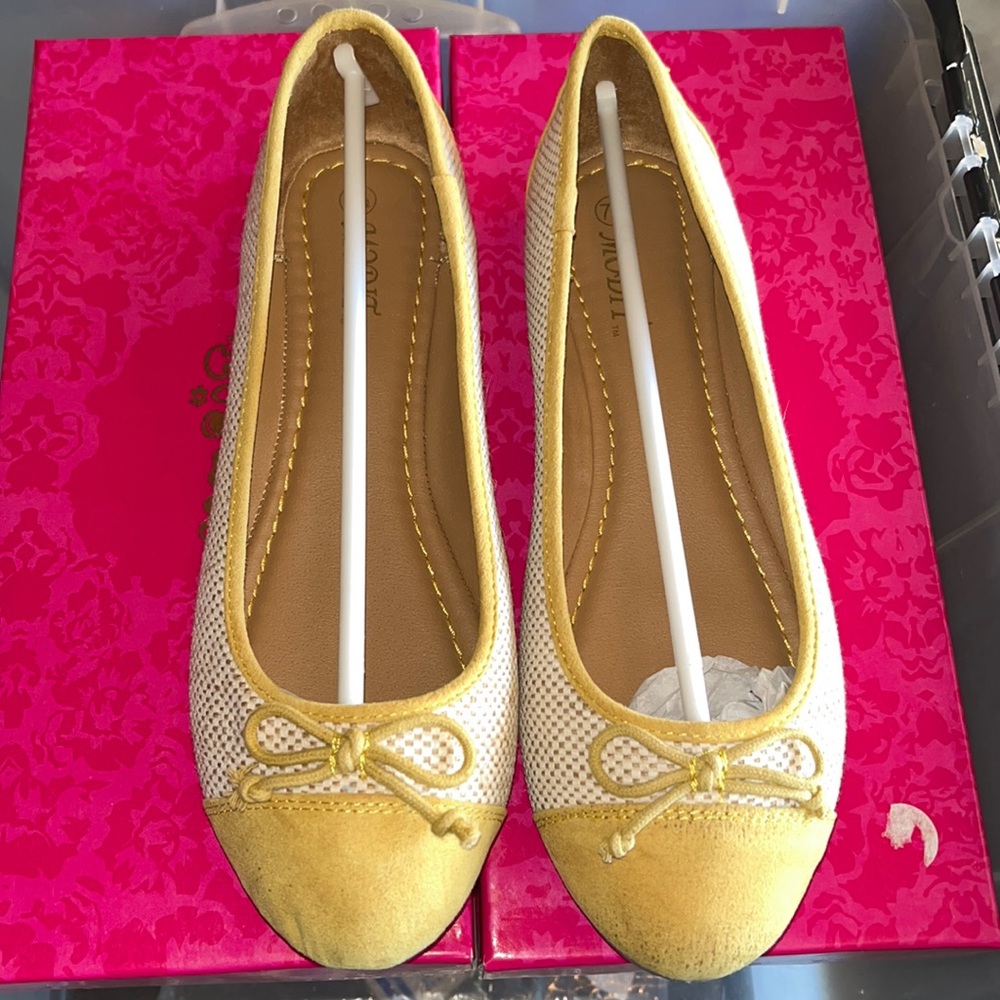 Modit yellow flats